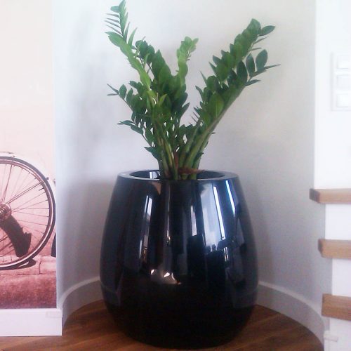 ASSIL S. Urban plant pot. Garden plant pot.